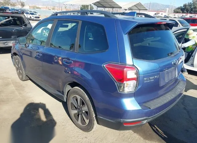 JF2SJAEC9JH521723 2018 2018 Subaru Forester- 2-5I Premium 3