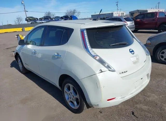 JN1AZ0CP1BT005666 2011 2011 Nissan Leaf- SL 3