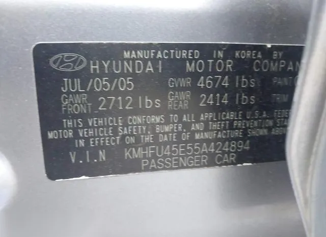 KMHFU45E55A424894 2005 2005 Hyundai XG- 350 L 9