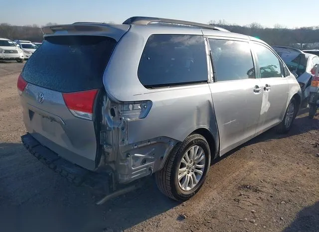 5TDYK3DC6DS394822 2013 2013 Toyota Sienna- Xle V6 8 Passenger 4