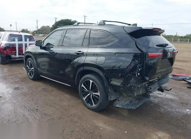 5TDLZRAH0NS108697 2022 2022 Toyota Highlander- Xse 3