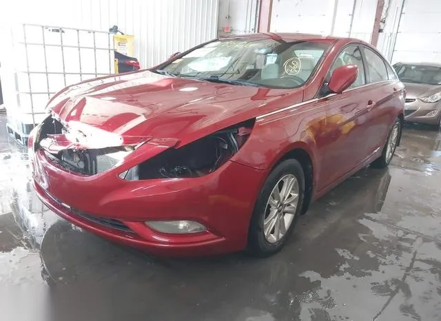 5NPEB4ACXDH779402 2013 2013 Hyundai Sonata- Gls 2