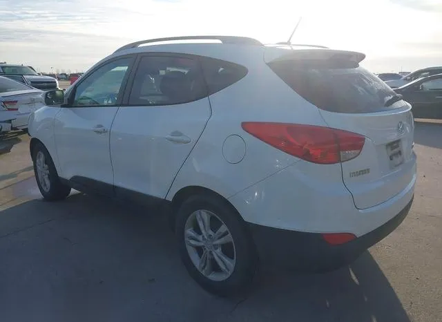 KM8JU3AC1CU468458 2012 2012 Hyundai Tucson- Gls 3