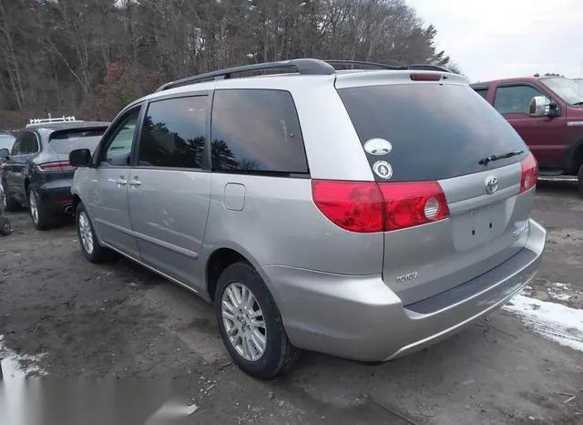 5TDJK4CC3AS032533 2010 2010 Toyota Sienna- LE 3