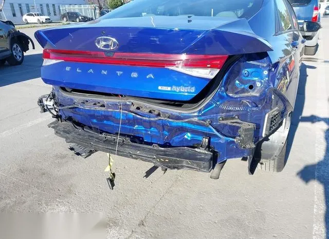 KMHLM4AJ1PU059900 2023 2023 Hyundai Elantra- Hybrid Blue 6