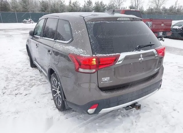 JA4AZ2A3XHZ055894 2017 2017 Mitsubishi Outlander- ES 3