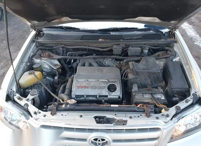 JTEEP21A640062735 2004 2004 Toyota Highlander- V6 10