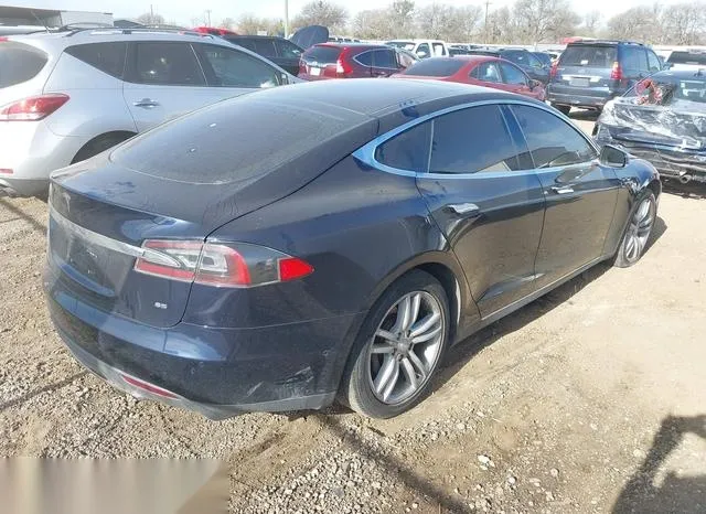 5YJSA1H19EFP60722 2014 2014 Tesla Model S- P85 4