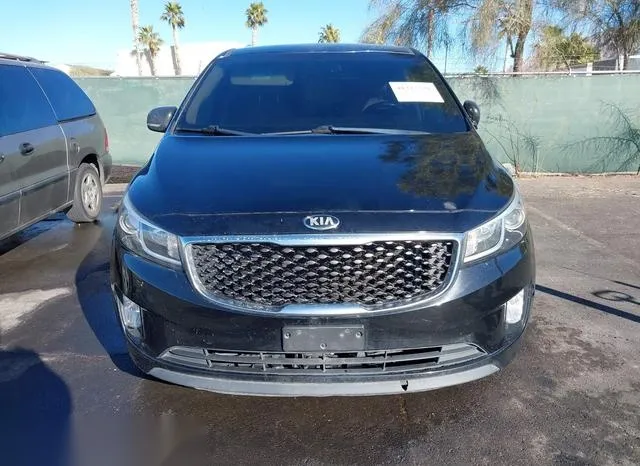 KNDMC5C11F6051023 2015 2015 KIA Sedona- EX 6