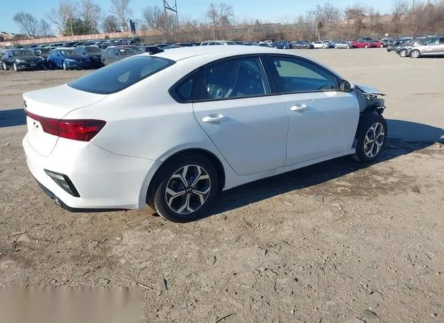 3KPF24AD5ME266480 2021 2021 KIA Forte- Lxs 4