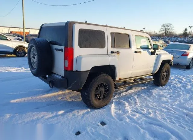 5GTDN136168216855 2006 2006 Hummer H3- SUV 4