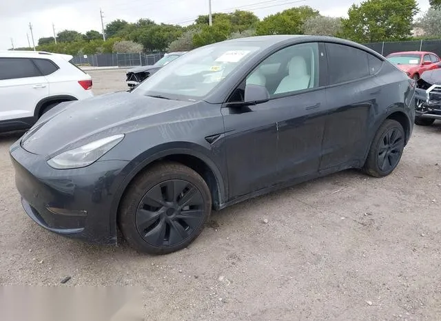 7SAYGDEE0RA331282 2024 2024 Tesla Model Y- Long Range Dual 2