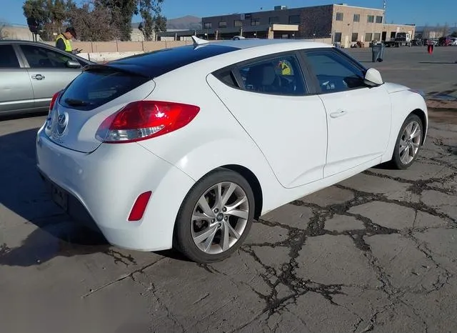 KMHTC6ADXGU300491 2016 2016 Hyundai Veloster 4