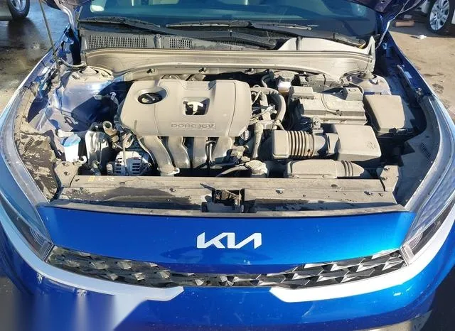 3KPF24AD5PE693324 2023 2023 KIA Forte- Lxs 10