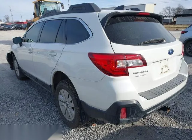 4S4BSAFCXK3304864 2019 2019 Subaru Outback- 2-5I Premium 3