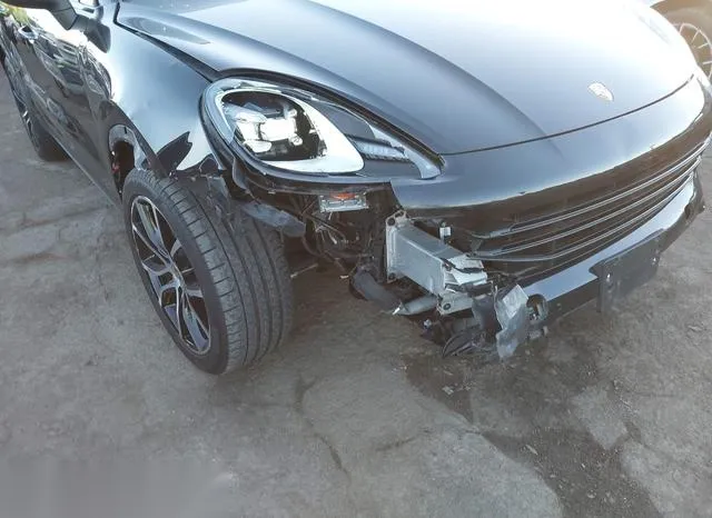 WP1AA2AYXKDA09378 2019 2019 Porsche Cayenne 6