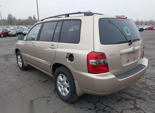 JTEDD21A040079731 2004 2004 Toyota Highlander 3