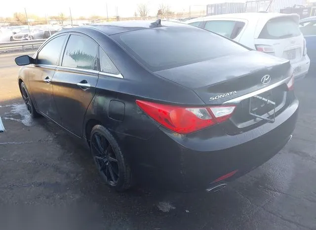 5NPEC4AC8BH142860 2011 2011 Hyundai Sonata- SE 3