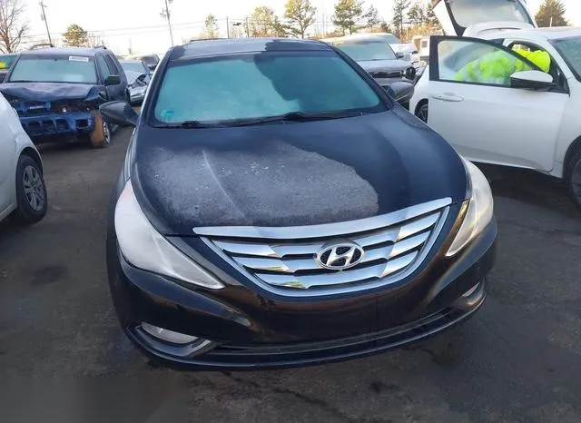 5NPEC4AC8BH142860 2011 2011 Hyundai Sonata- SE 6