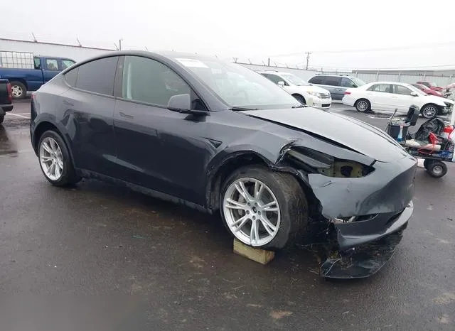 7SAYGDEE5RF063848 2024 2024 Tesla Model Y- Long Range Dual 1