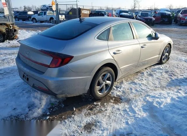 5NPEG4JA2NH149438 2022 2022 Hyundai Sonata- SE 4