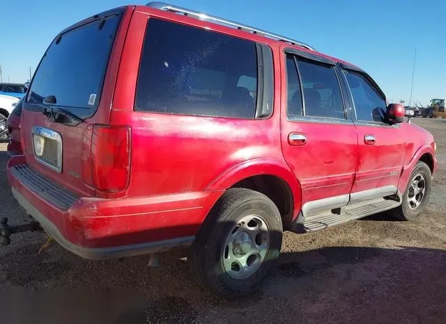 5LMPU28L0WLJ11564 1998 1998 Lincoln Navigator 4