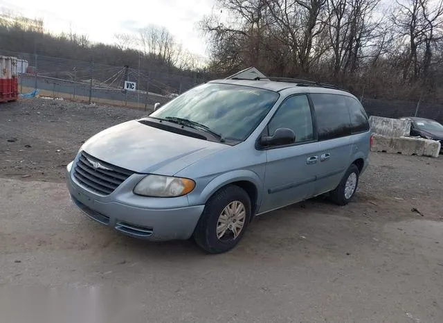 1C4GP45R45B239426 2005 2005 Chrysler Town and Country 2