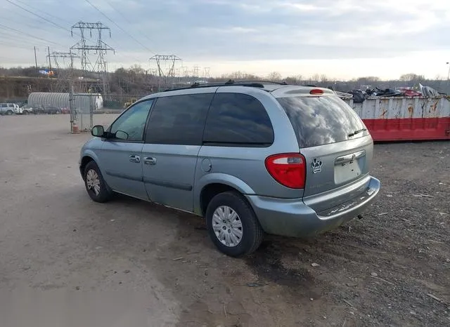 1C4GP45R45B239426 2005 2005 Chrysler Town and Country 3