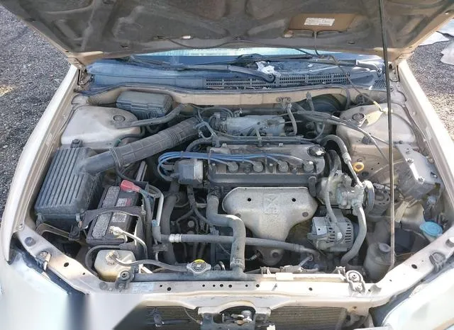 1HGCG5643YA108605 2000 2000 Honda Accord- 2-3 LX 10