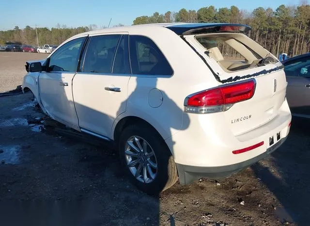 2LMDJ8JK8BBJ21647 2011 2011 Lincoln MKX 3