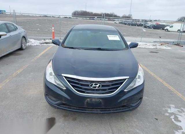 5NPEB4AC6CH447245 2012 2012 Hyundai Sonata- Gls 6