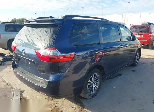 5TDYZ3DC1LS033749 2020 2020 Toyota Sienna- Xle 4