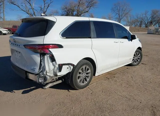 5TDKRKEC5MS063806 2021 2021 Toyota Sienna- LE 4