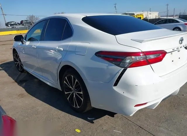 JTNB11HK1J3008461 2018 2018 Toyota Camry- SE 3