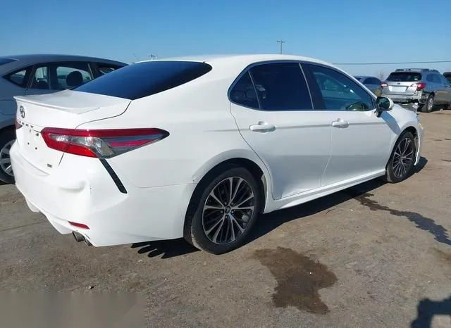 JTNB11HK1J3008461 2018 2018 Toyota Camry- SE 4