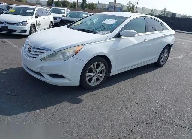 5NPEB4ACXBH051317 2011 2011 Hyundai Sonata- Gls 2