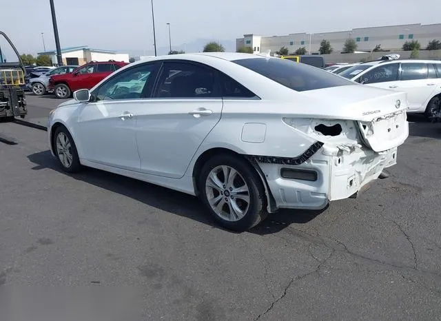 5NPEB4ACXBH051317 2011 2011 Hyundai Sonata- Gls 3