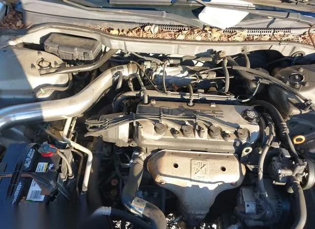 1HGCG5641WA021041 1998 1998 Honda Accord- LX 10