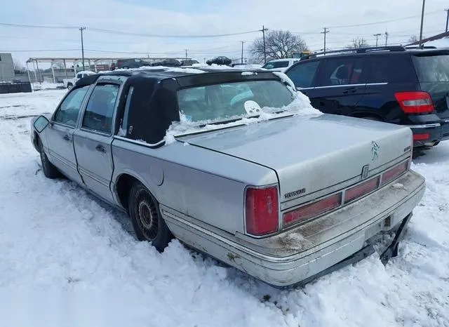 1LNLM81W9TY655083 1996 1996 Lincoln Town Car- Executive 3