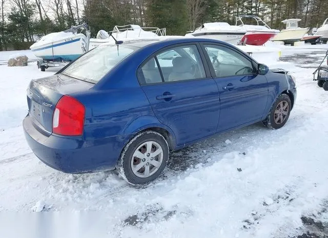 KMHCN4AC7BU554366 2011 2011 Hyundai Accent- Gls 4