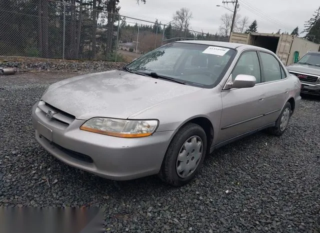 1HGCG564XWA095638 1998 1998 Honda Accord- LX 2