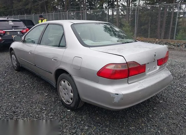 1HGCG564XWA095638 1998 1998 Honda Accord- LX 3