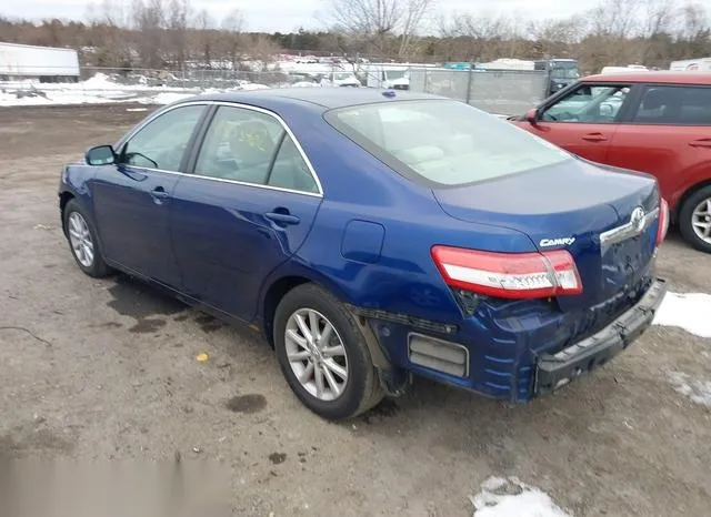 4T1BF3EK1BU616087 2011 2011 Toyota Camry- Xle 3