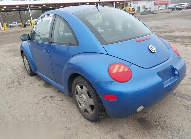 3VWCB21C11M444401 2001 2001 Volkswagen New Beetle- Gls 3