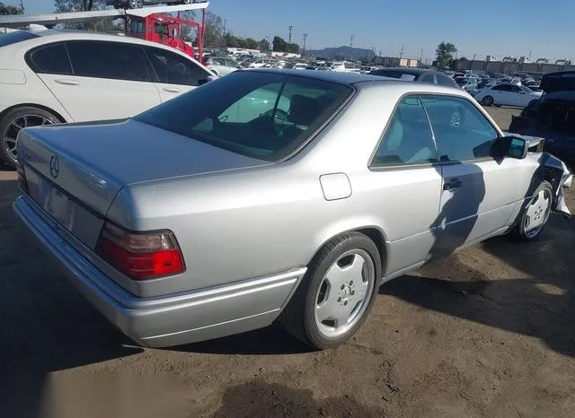 WDBEA52E5SC214586 1995 1995 Mercedes-Benz E-Class- 320 4