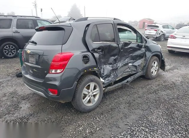 KL7CJPSB8JB632474 2018 2018 Chevrolet Trax- LT 4