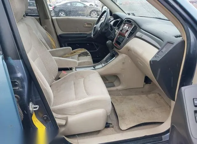 JTEHF21AX30145633 2003 2003 Toyota Highlander- V6 5