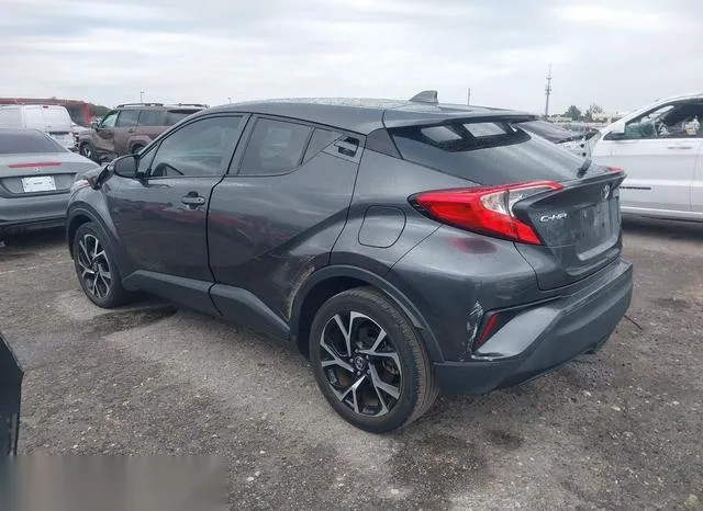 NMTKHMBXXLR116941 2020 2020 Toyota C-HR- Xle 3