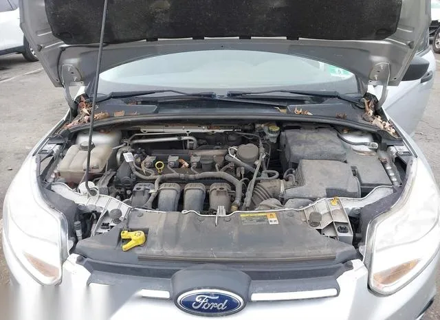 1FAHP3E28CL460560 2012 2012 Ford Focus- S 10