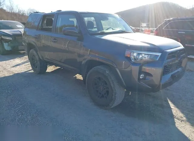 JTEMU5JR7N6059515 2022 2022 Toyota 4runner- SR5 1